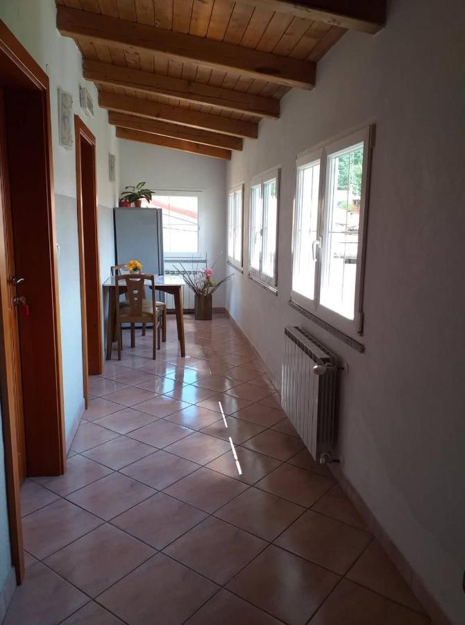Rooms And Apartment Ambrozic Vremski Britof Exterior foto